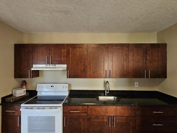 1200 W Blue Heron Boulevard, Unit 5, Riviera Beach, FL 33404