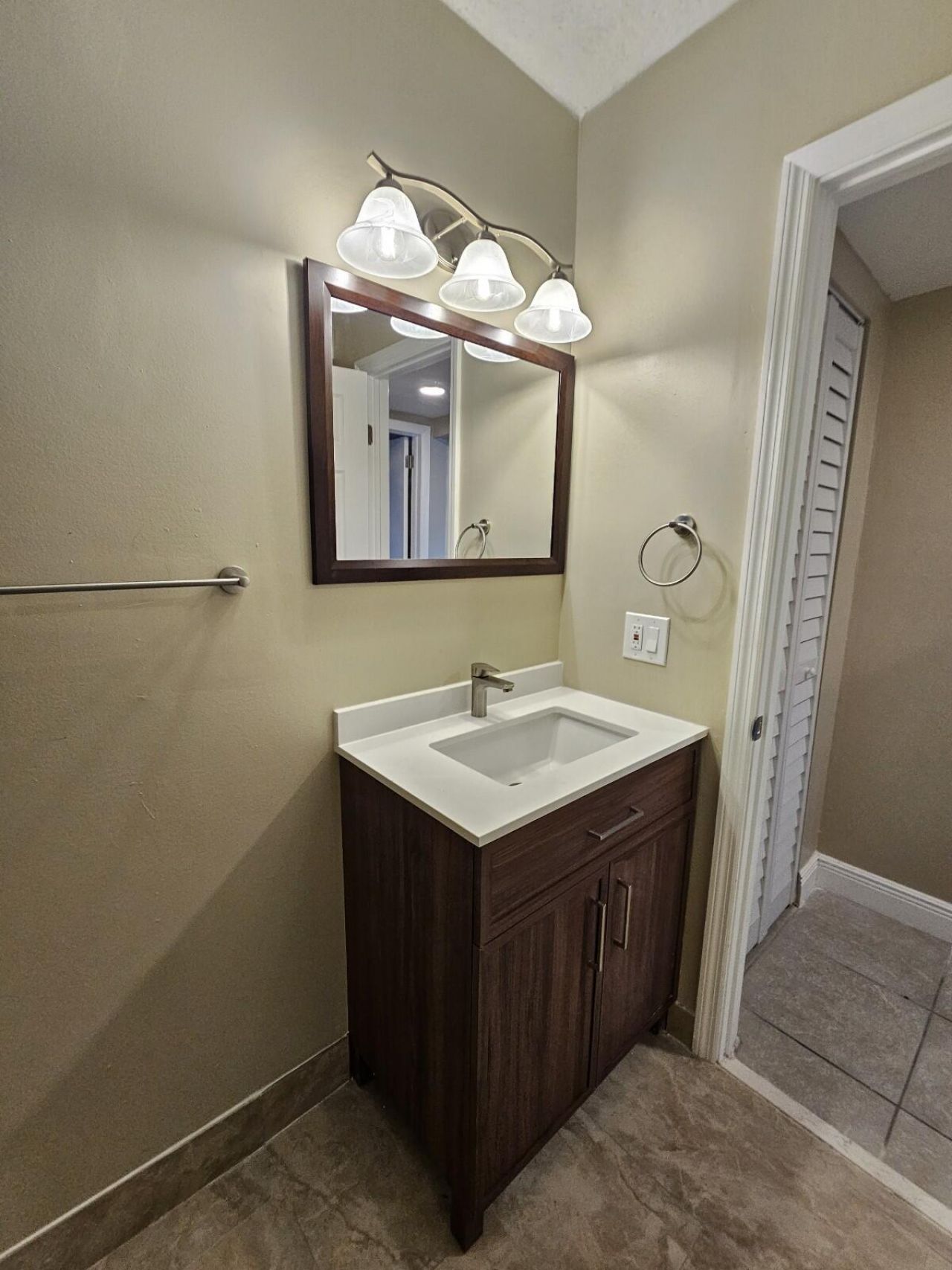 1200 W Blue Heron Boulevard, Unit 5, Riviera Beach, FL 33404 Photo
