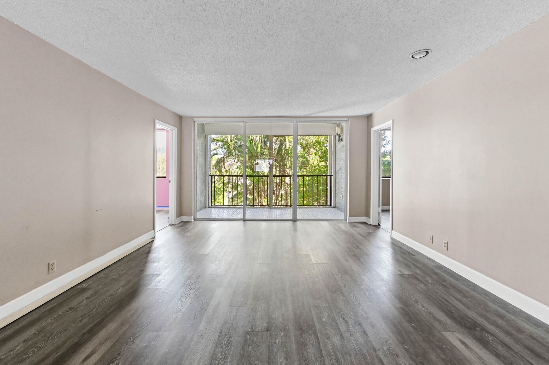 4080 Tivoli Court, Unit 202, Lake Worth, FL 33467 Photo