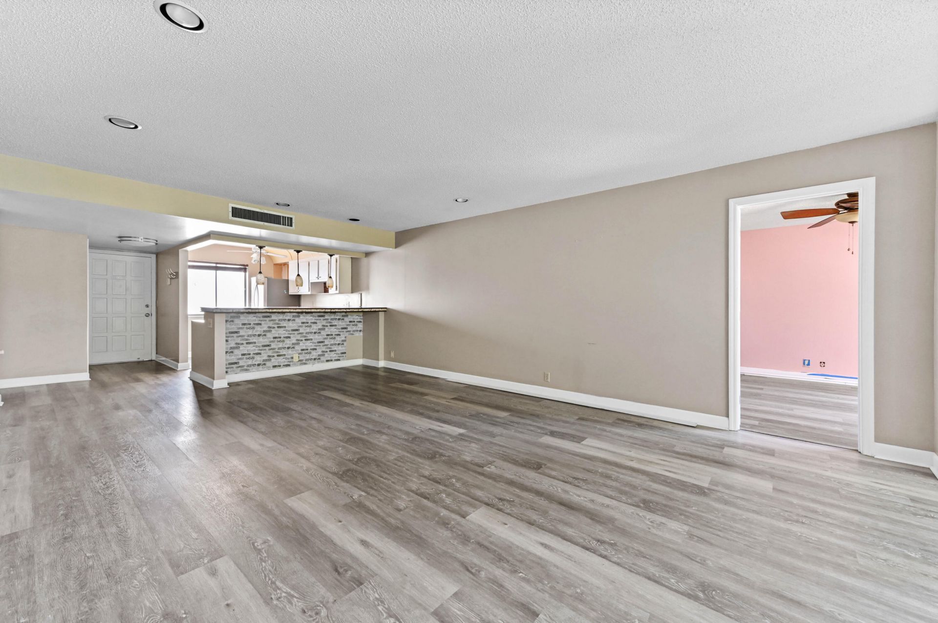 4080 Tivoli Court, Unit 202, Lake Worth, FL 33467 Photo
