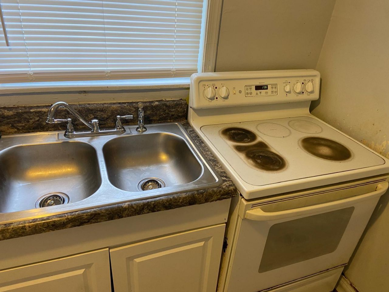 132 W 35th Street, Unit b, Riviera Beach, FL 33404 Photo