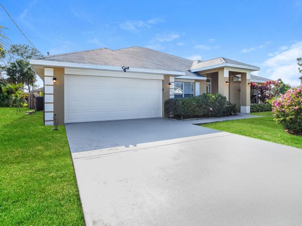 3668 SW BALLWEG Street, Port St. Lucie, FL 34953