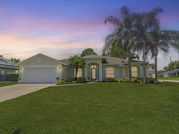 1392 SW Tadlock Avenue, Port St. Lucie, FL 34953
