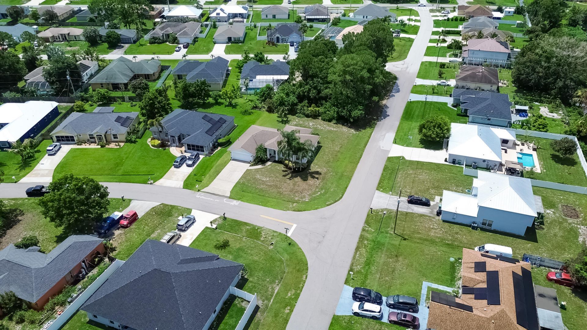 1392 SW Tadlock Avenue, Port Saint Lucie, FL 34953 Photo