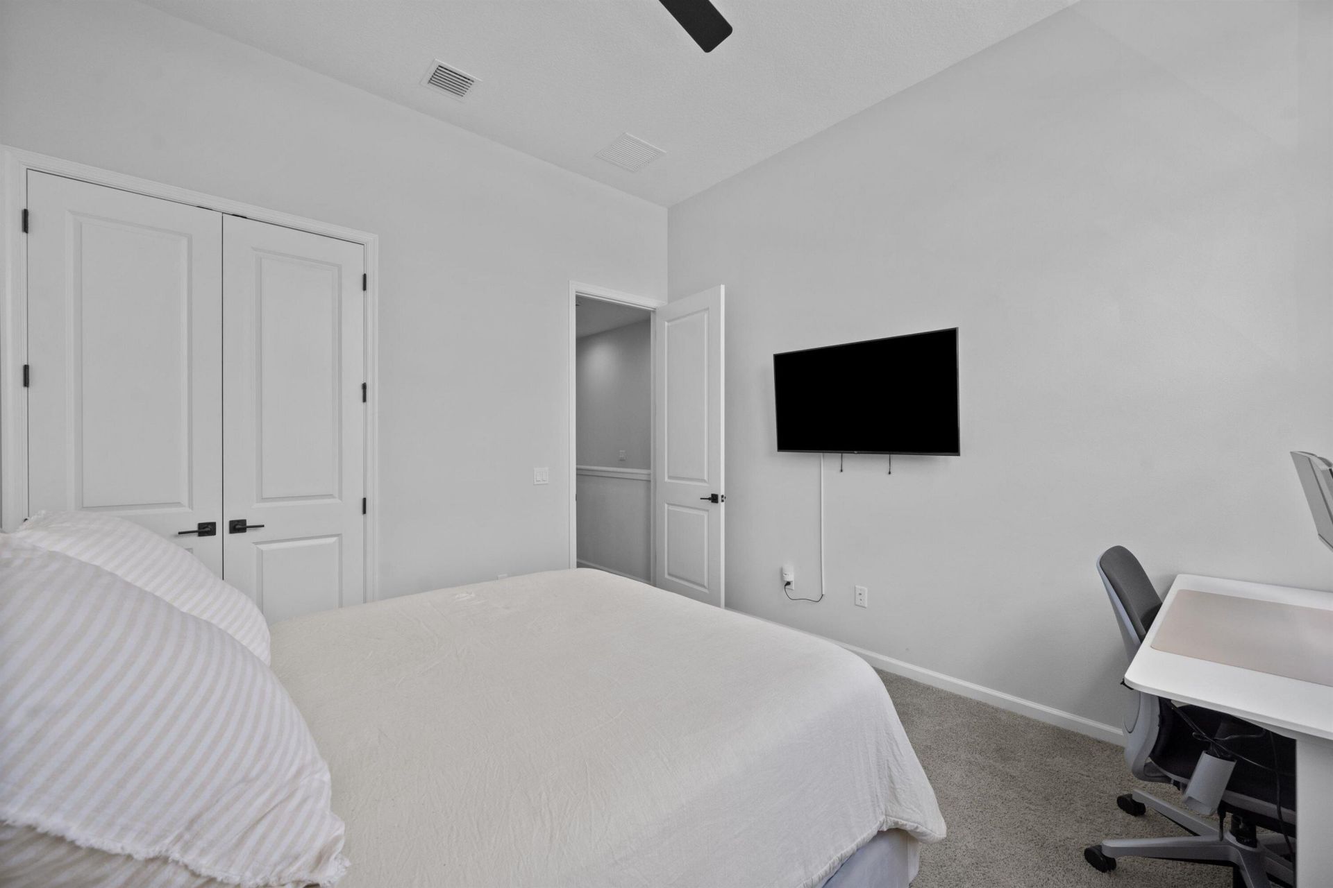 16412 Millenium Court, The Acreage, FL 33470 Photo