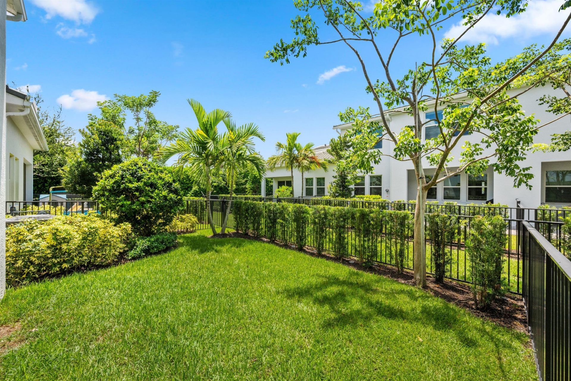 16412 Millenium Court, The Acreage, FL 33470 Photo