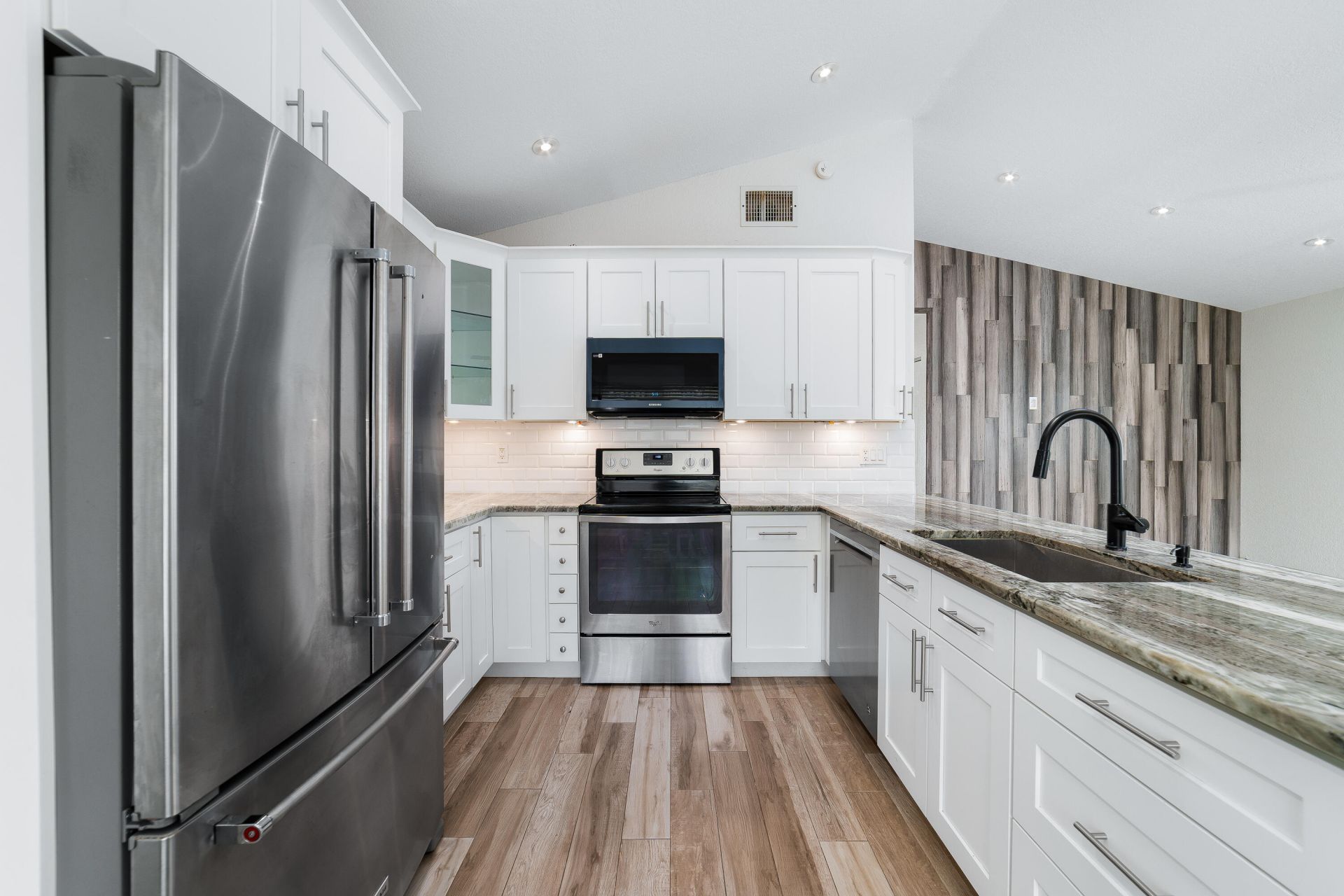 7 Cardiff Way, Boynton Beach, FL 33426 Photo
