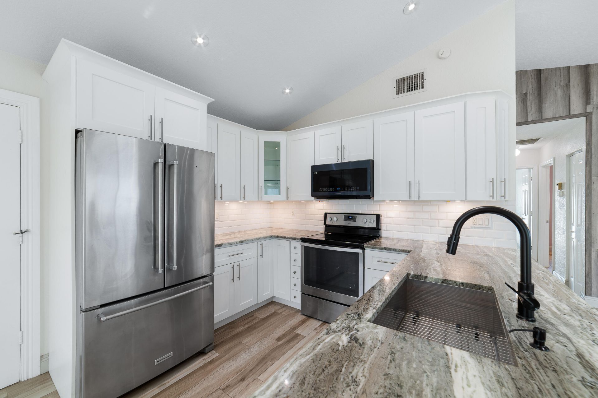 7 Cardiff Way, Boynton Beach, FL 33426 Photo