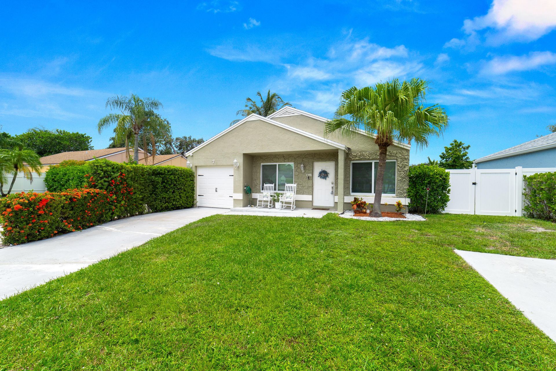 7 Cardiff Way, Boynton Beach, FL 33426 Photo
