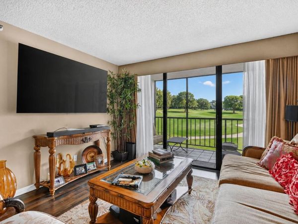 7819 Lakeside Boulevard, Unit 836, Boca Raton, FL 33434