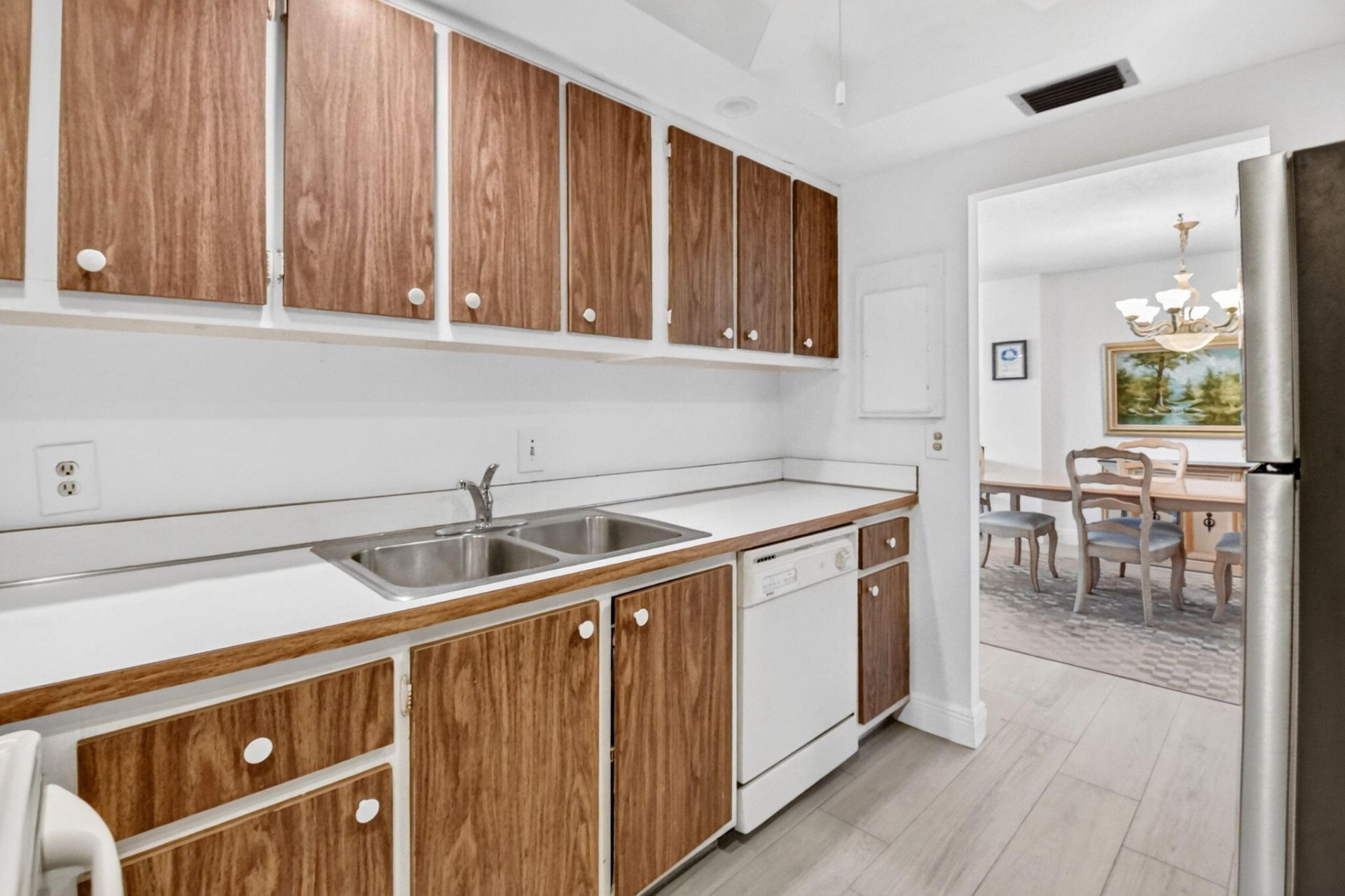 125 S Ocean Avenue, Unit 211, Palm Beach Shores, FL 33404 Photo