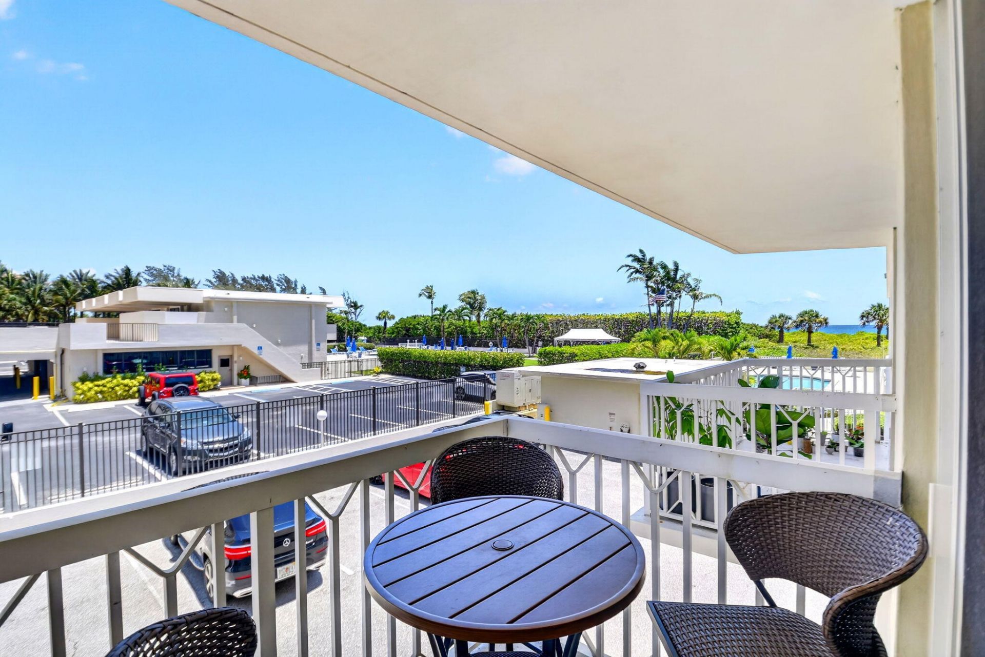 125 S Ocean Avenue, Unit 211, Palm Beach Shores, FL 33404 Photo