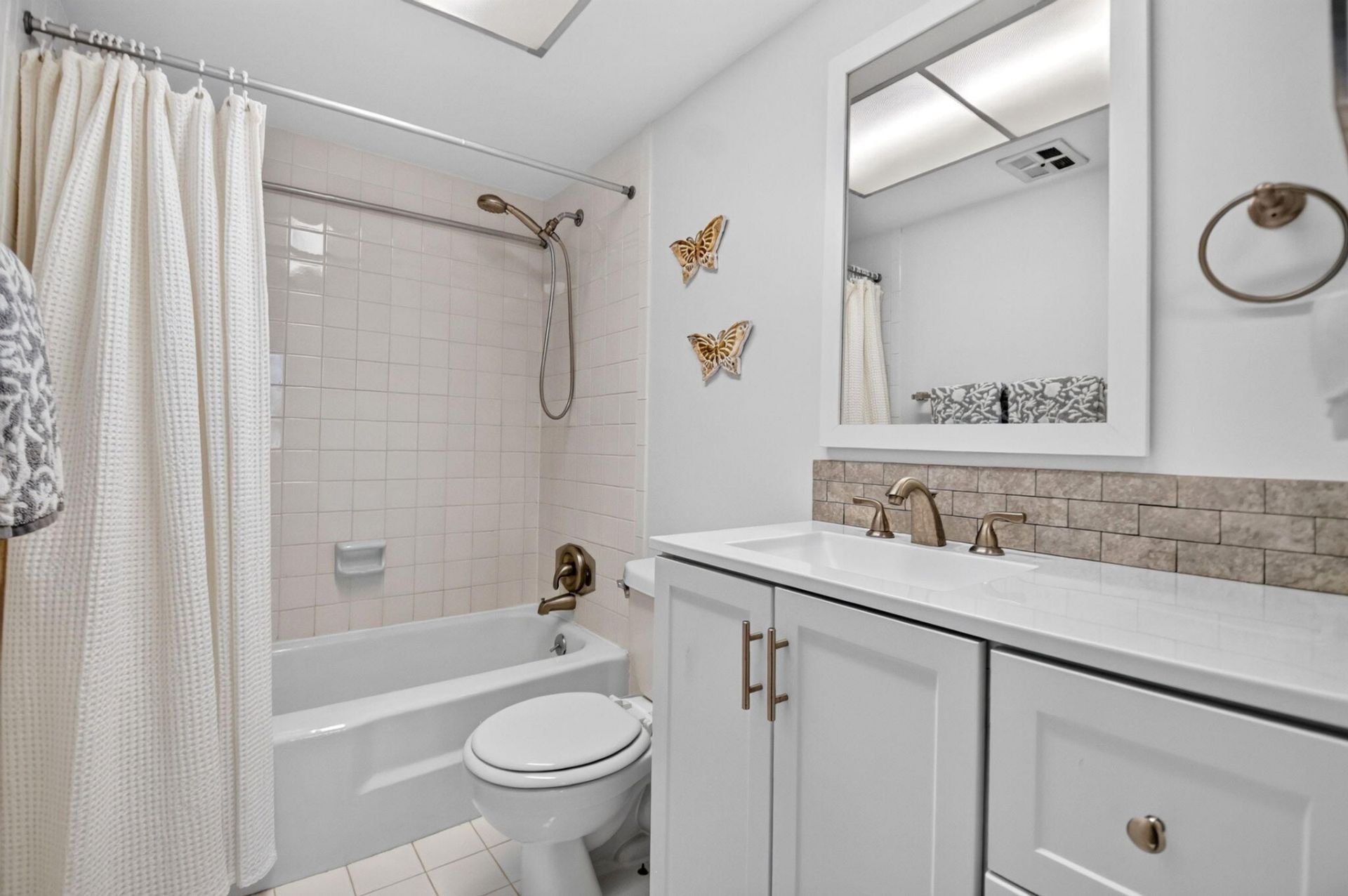 125 S Ocean Avenue, Unit 211, Palm Beach Shores, FL 33404 Photo