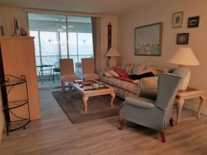 6795 Huntington Lane, Unit 405, Delray Beach, FL 33446 Photo