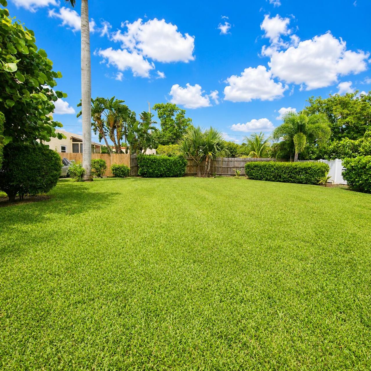 735 Forest Hill Boulevard, West Palm Beach, FL 33405 Photo