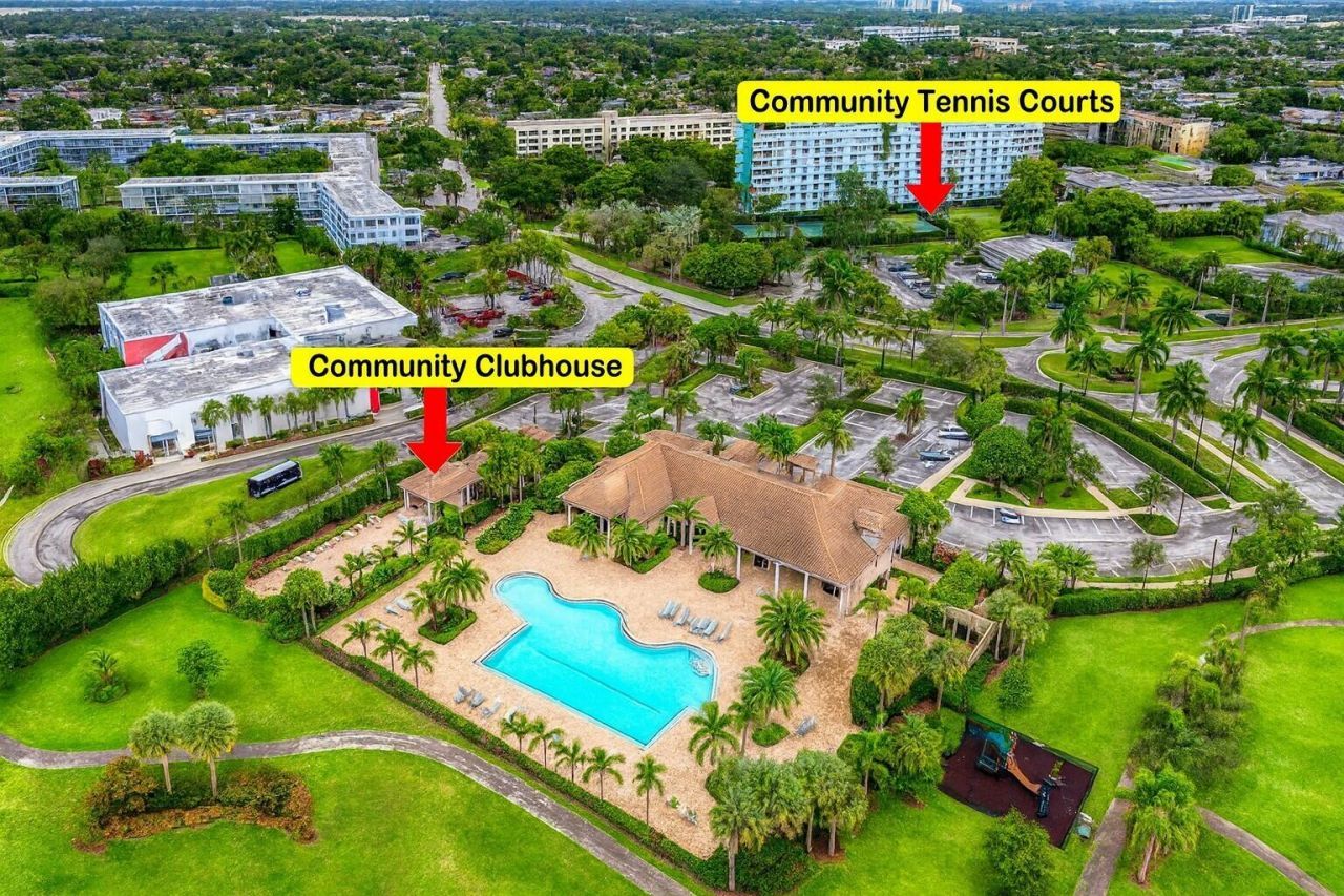 4001 Hillcrest Drive, Unit 705, Hollywood, FL 33021 Photo