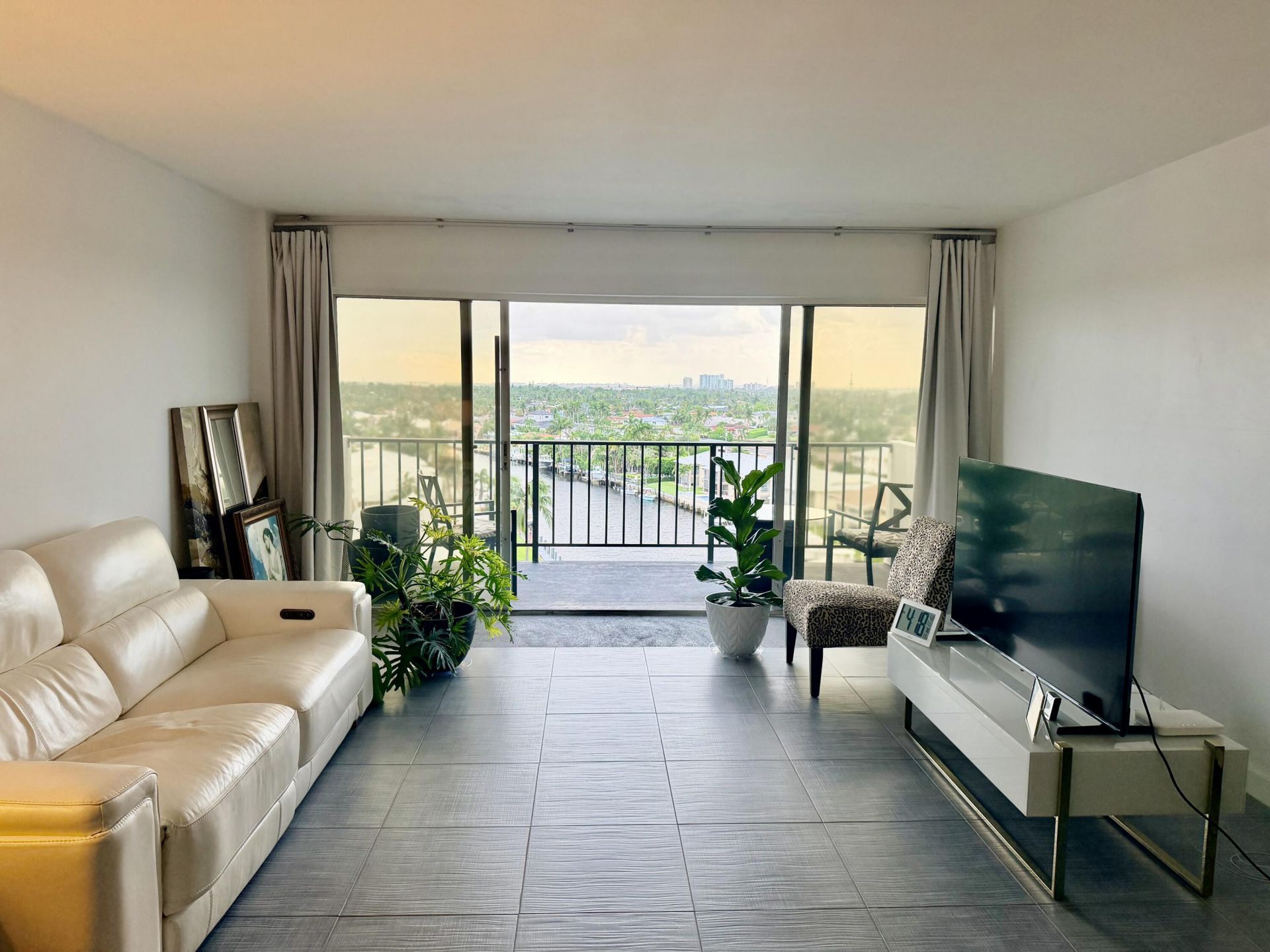 801 S Federal Highway, Unit 908, Pompano Beach, FL 33062 Photo