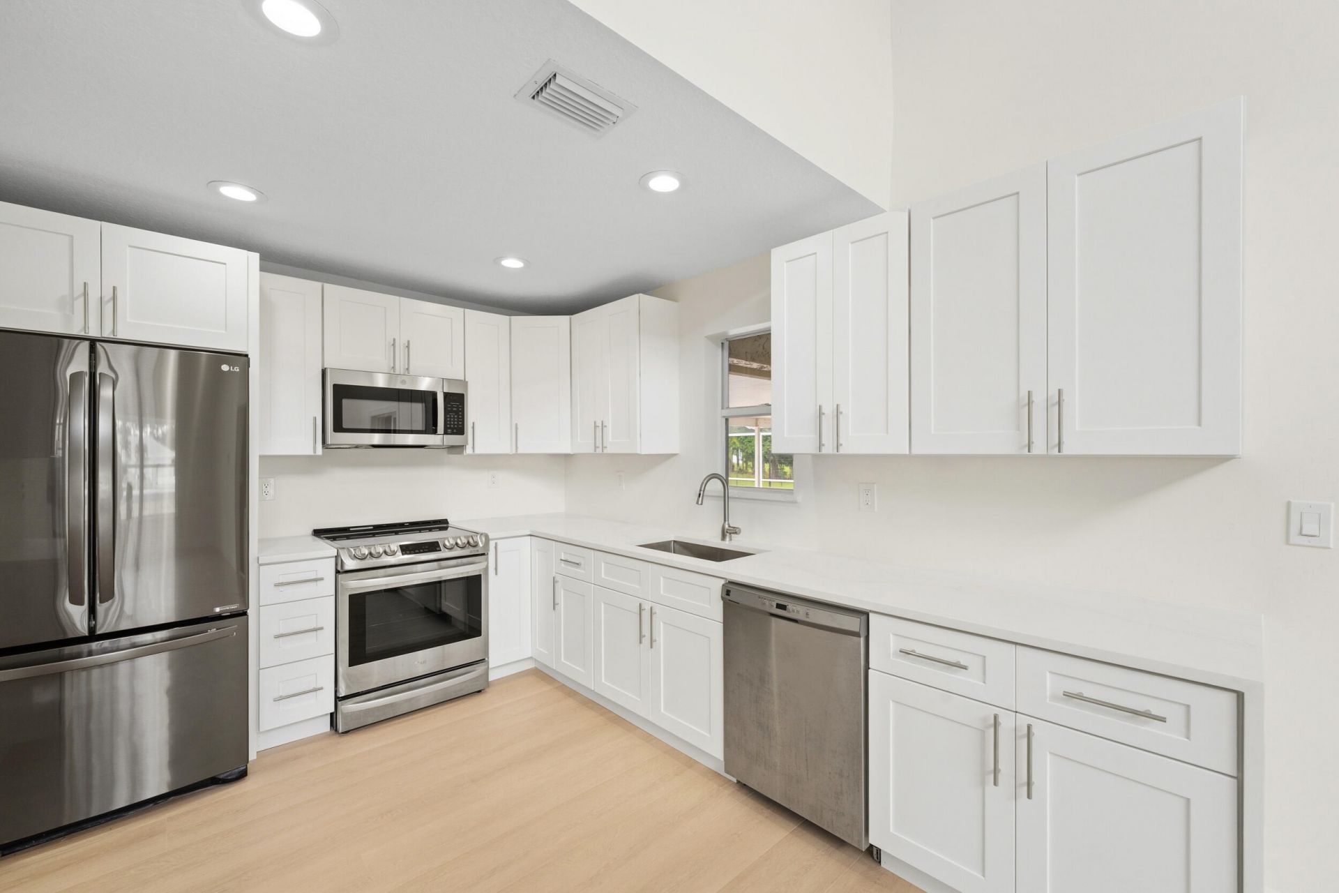 14841 94th Street N, The Acreage, FL 33412 Photo