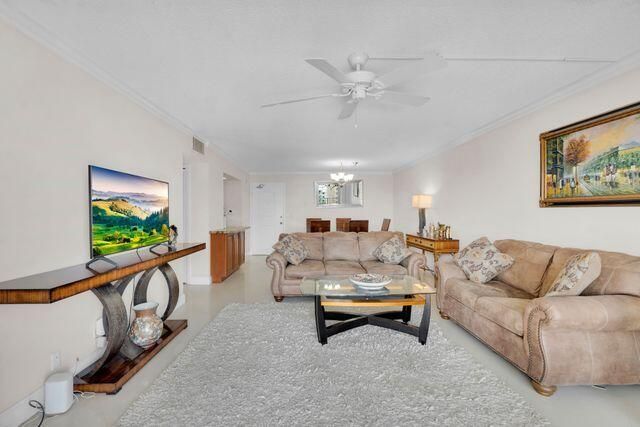 1200 Hibiscus Avenue, Unit 1406, Pompano Beach, FL 33062 Photo