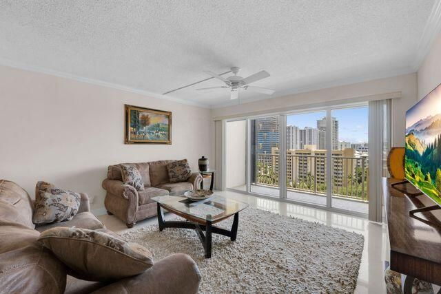 1200 Hibiscus Avenue, Unit 1406, Pompano Beach, FL 33062 Photo