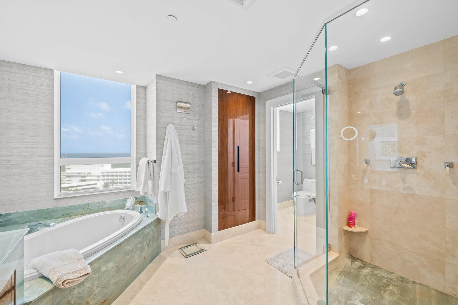 3055 Harbor Drive, Unit 1403, Fort Lauderdale, FL 33316 Photo