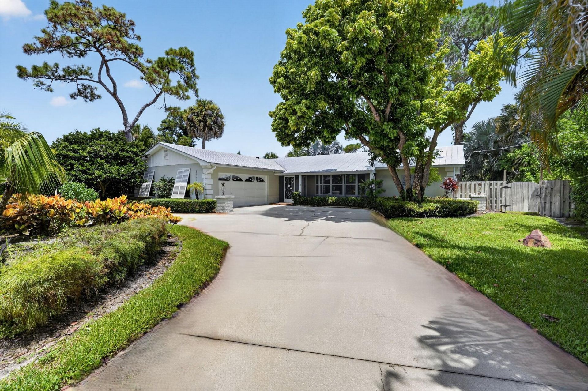8797 SE Sharon Street, Hobe Sound, FL 33455 Photo