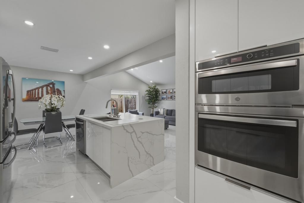 11120 NW 27th Place, Sunrise, FL 33322 Photo