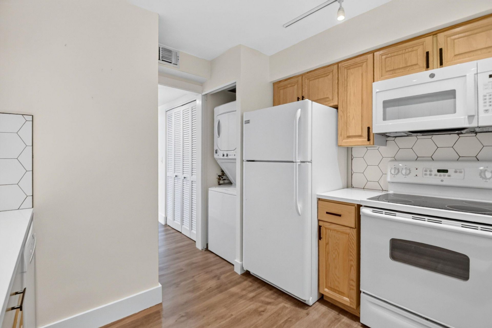 3589 S Ocean Boulevard, Unit 909, South Palm Beach, FL 33480 Photo