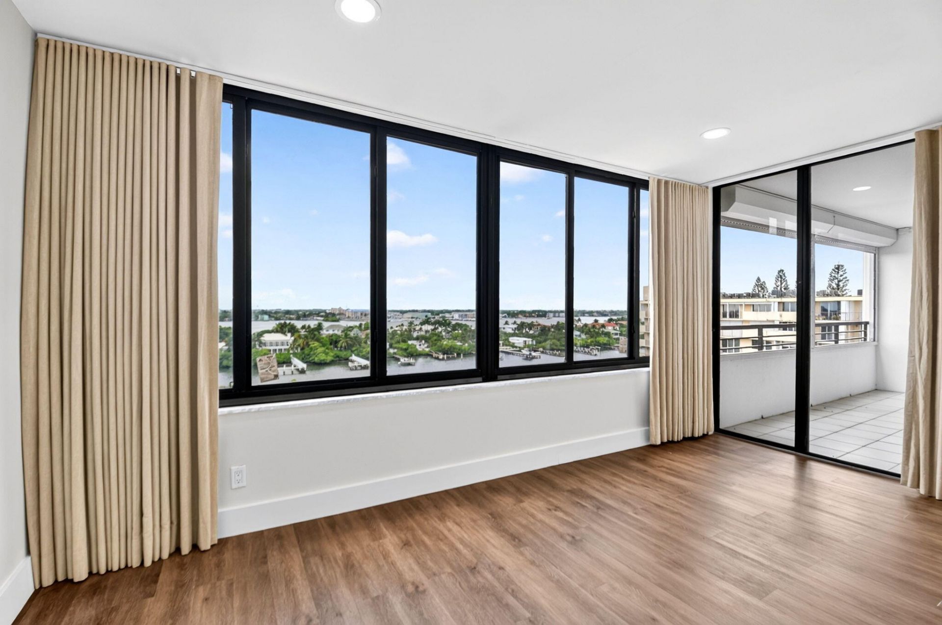 3589 S Ocean Boulevard, Unit 909, South Palm Beach, FL 33480 Photo