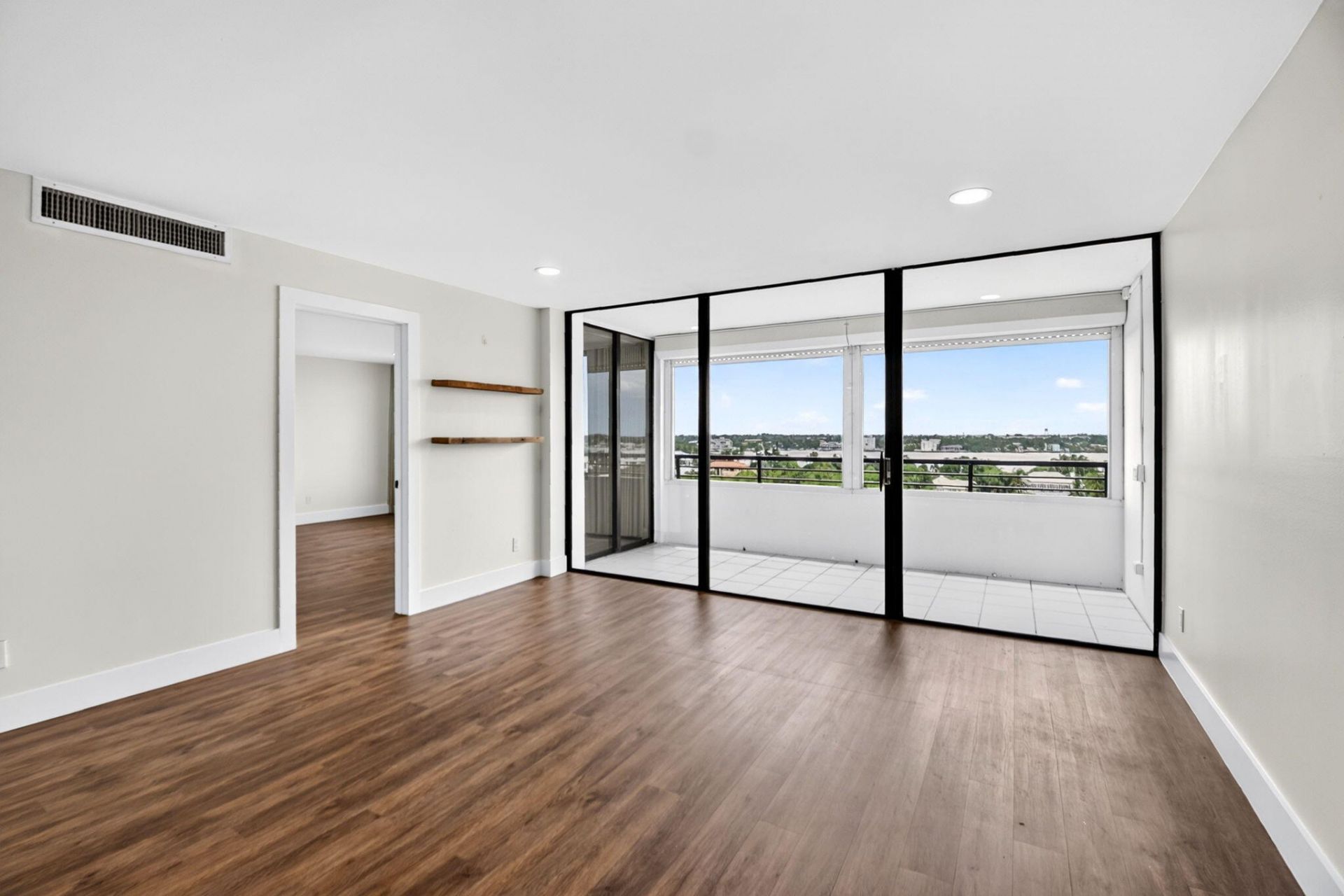 3589 S Ocean Boulevard, Unit 909, South Palm Beach, FL 33480 Photo