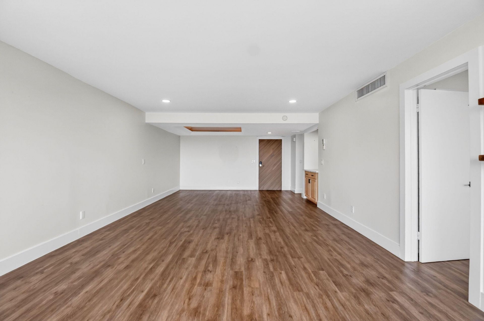 3589 S Ocean Boulevard, Unit 909, South Palm Beach, FL 33480 Photo