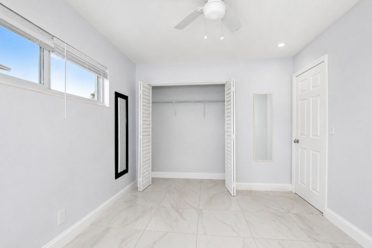 807 Handy Ave Avenue, West Palm Beach, FL 33401 Photo