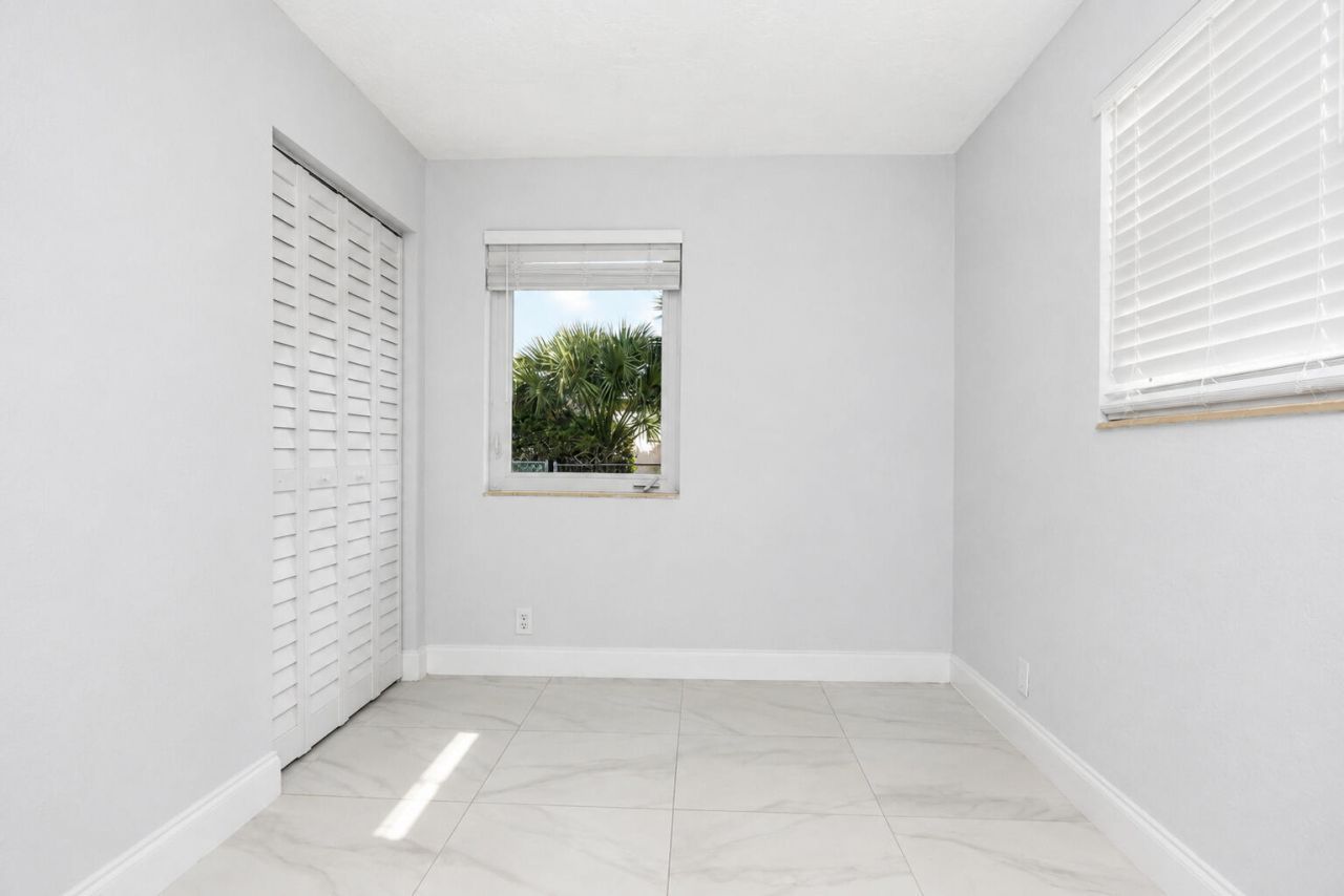 807 Handy Ave Avenue, West Palm Beach, FL 33401 Photo