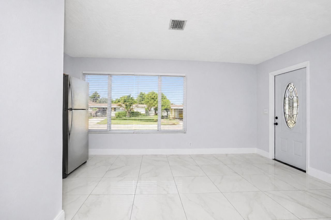 807 Handy Ave Avenue, West Palm Beach, FL 33401 Photo