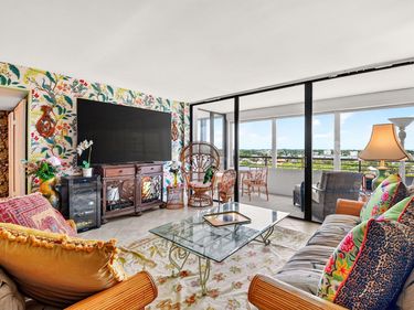 3589 S Ocean Boulevard, Unit 908, South Palm Beach, FL 33480