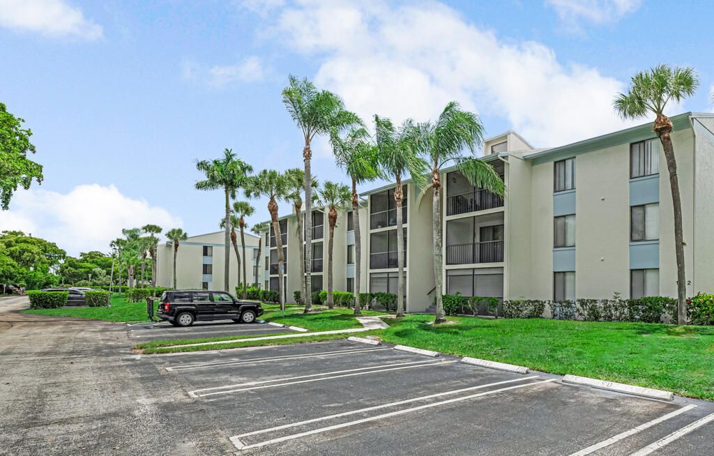 1112 Green Pine Boulevard, Unit G3, West Palm Beach, FL 33409 Photo