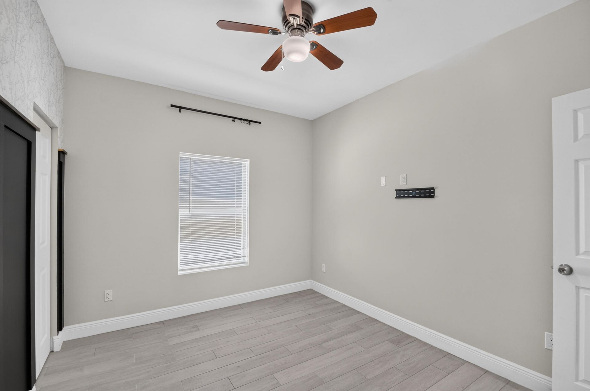 2694 Nokomis Avenue, West Palm Beach, FL 33409 Photo