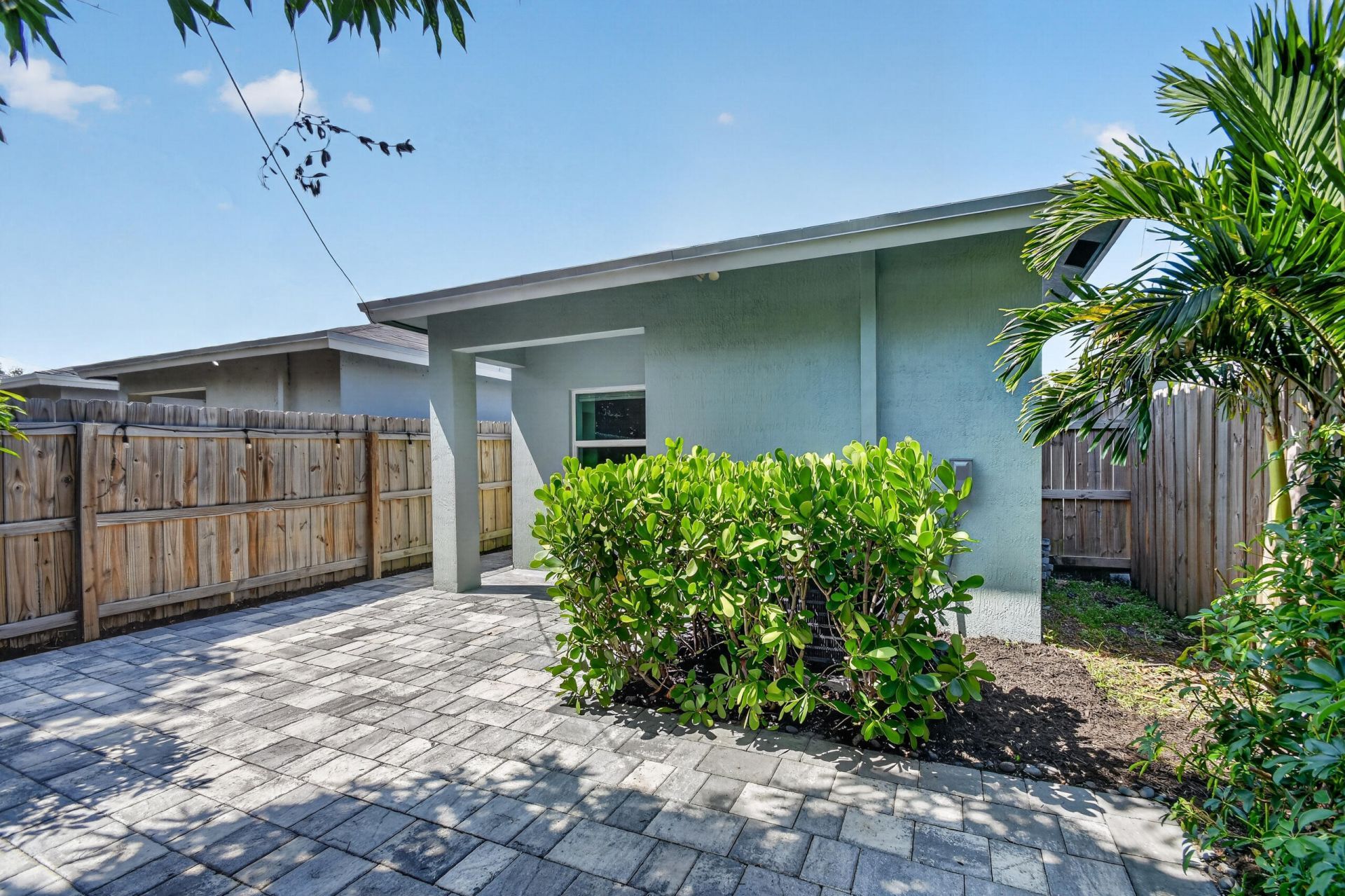 2694 Nokomis Avenue, West Palm Beach, FL 33409 Photo