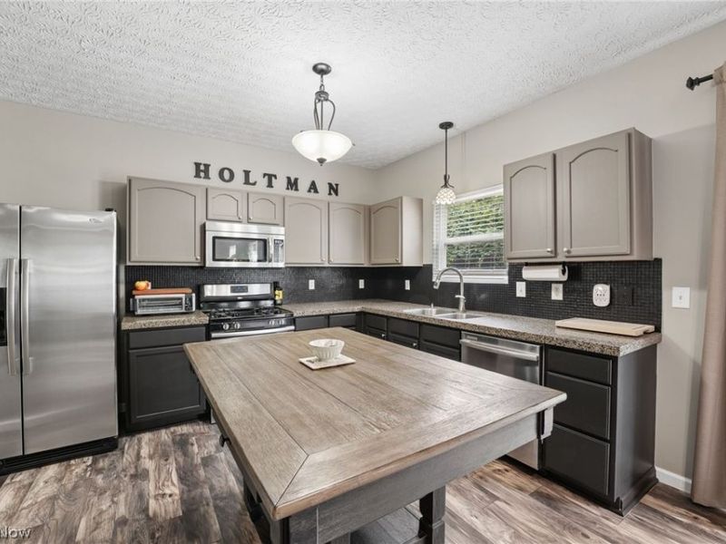 4183 Swallowfield Street , Columbus, OH 43207 Photo 18