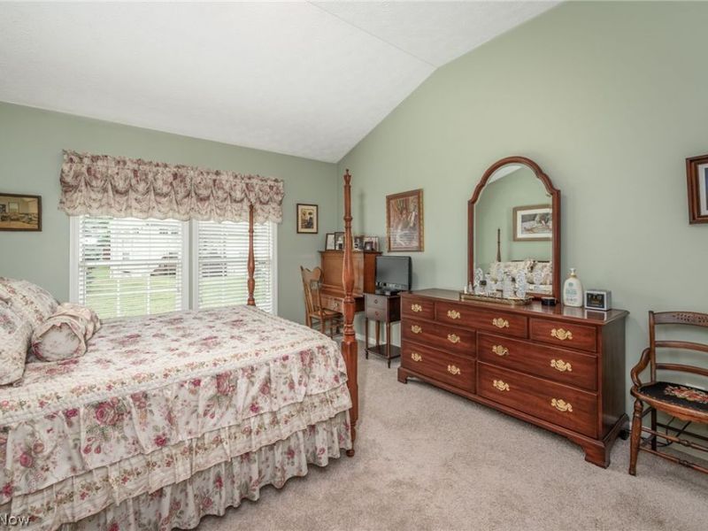 1827 Southpointe Circle NE, Canton, OH 44714 Photo 16
