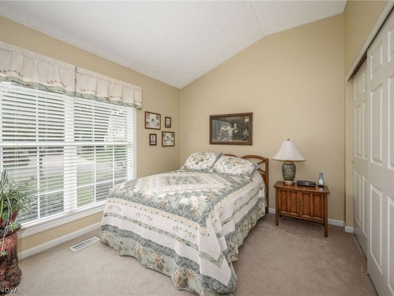 1827 Southpointe Circle NE, Canton, OH 44714 Photo 20