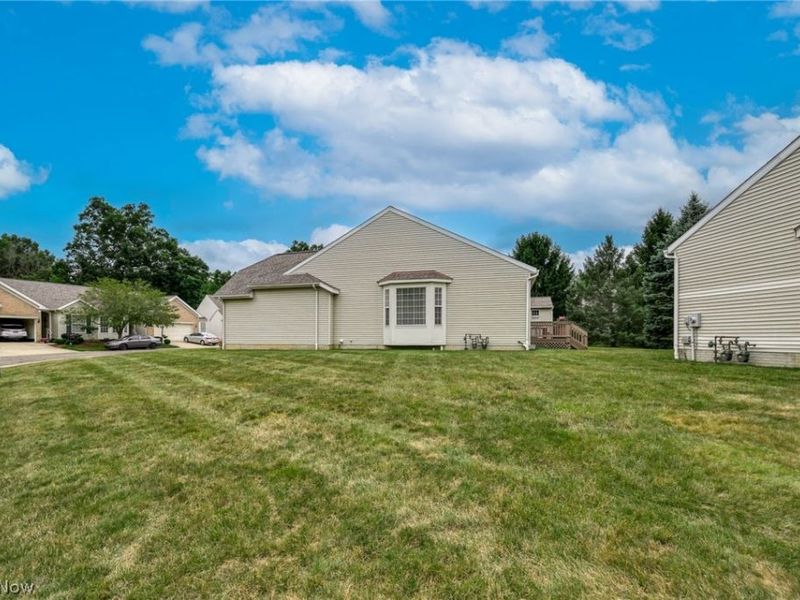 1827 Southpointe Circle NE, Canton, OH 44714 Photo 25