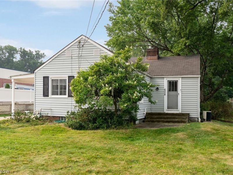 608 Applegrove Street NW, North Canton, OH 44720 Photo 8