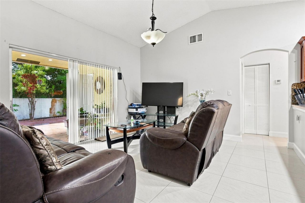 13501 SW 17th Court, Miramar, FL 33027 Photo