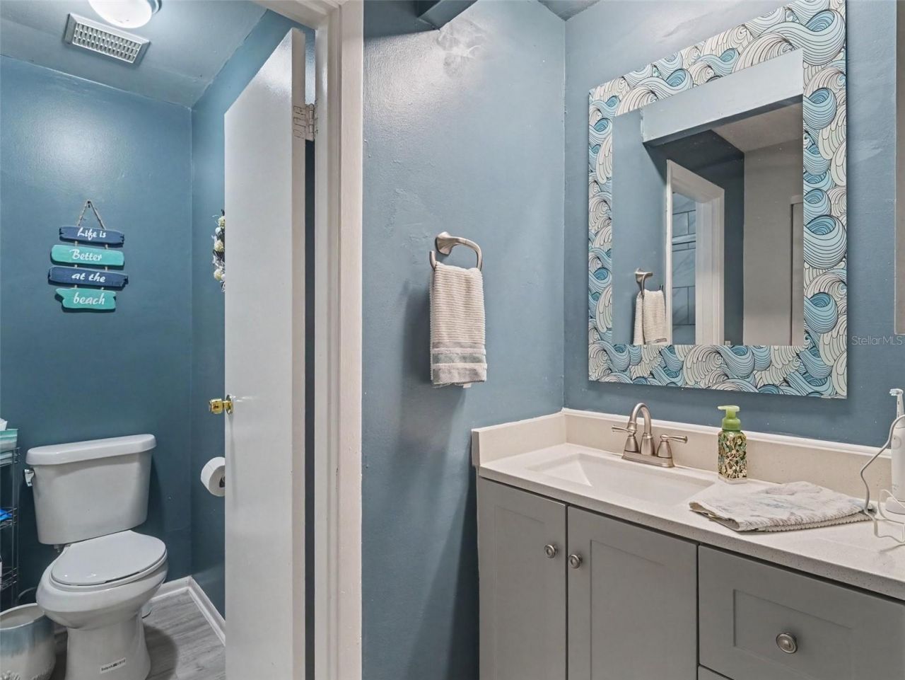 908 Byron Lane, Unit 6, Sarasota, FL 34243 Photo