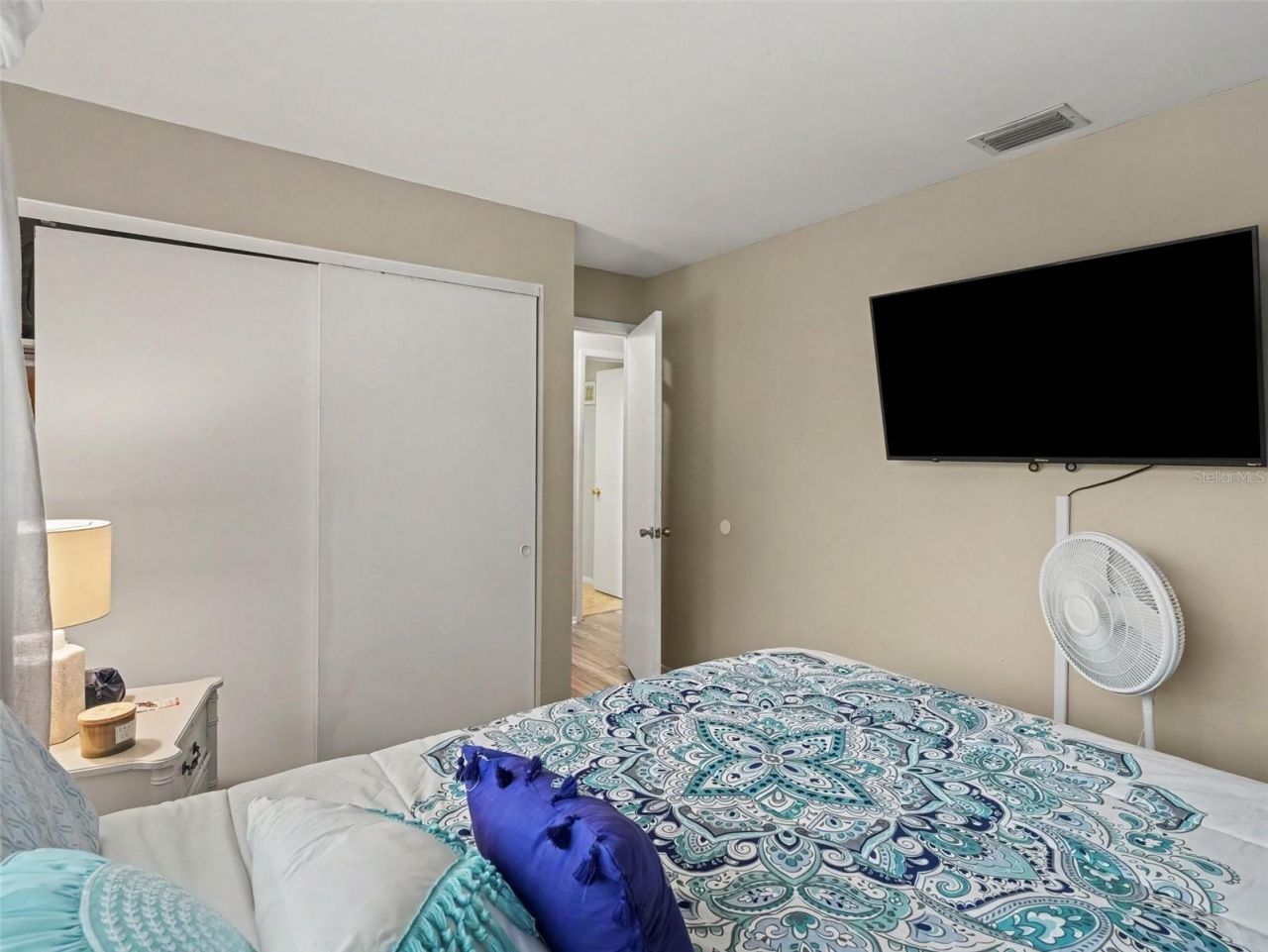 908 Byron Lane, Unit 6, Sarasota, FL 34243 Photo