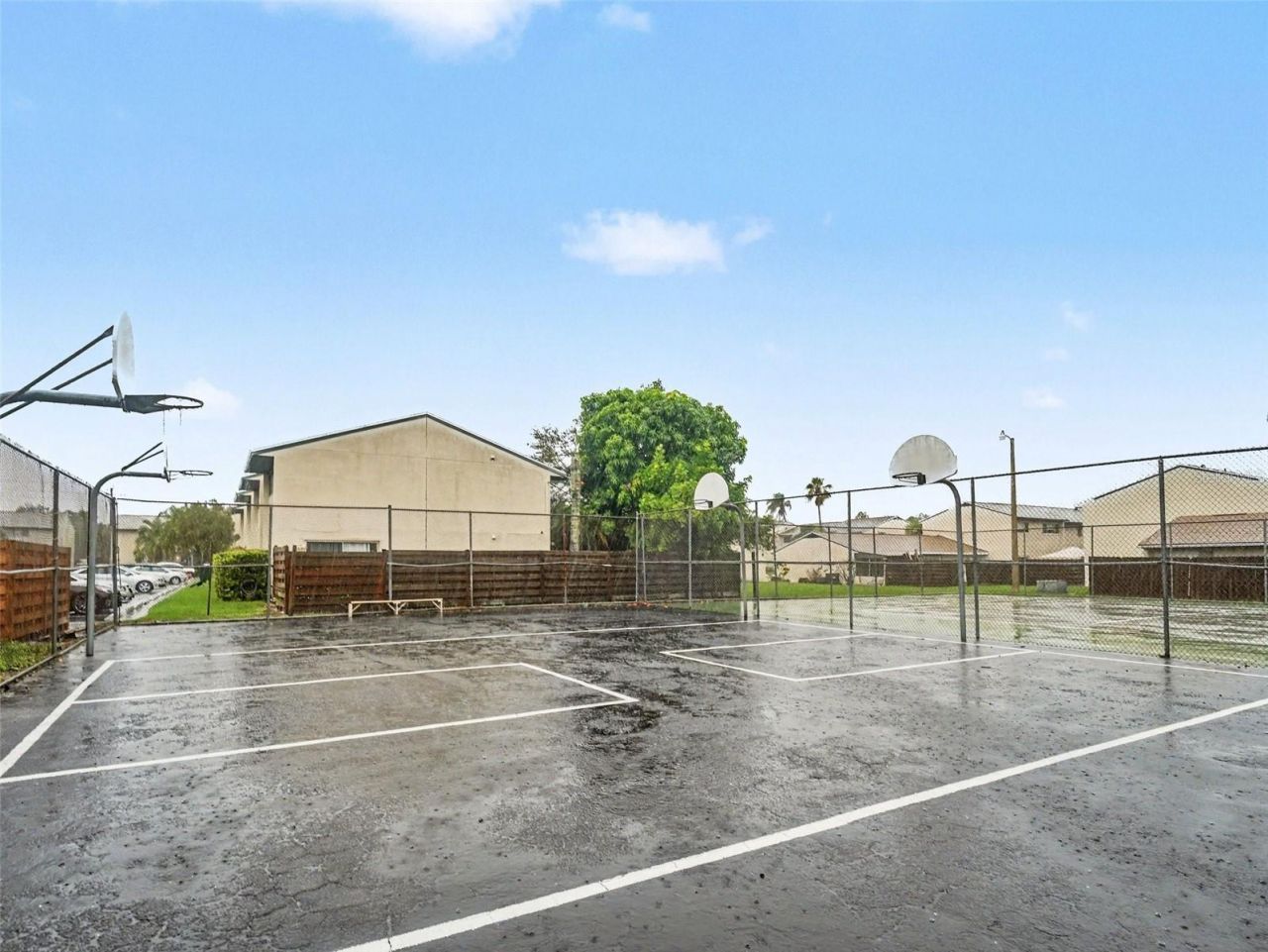 908 Byron Lane, Unit 6, Sarasota, FL 34243 Photo