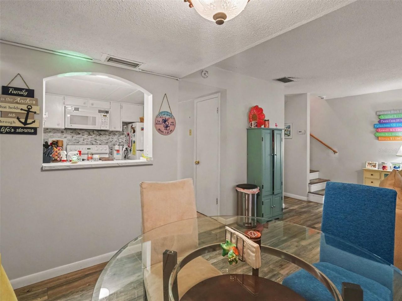 908 Byron Lane, Unit 6, Sarasota, FL 34243 Photo