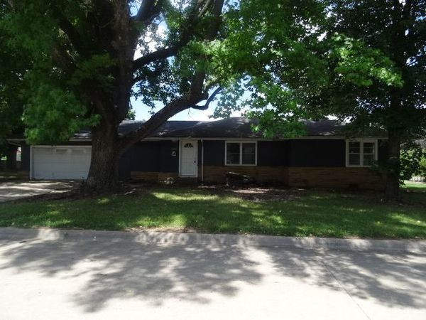 1202 Davis Avenue , Springdale, AR 72764