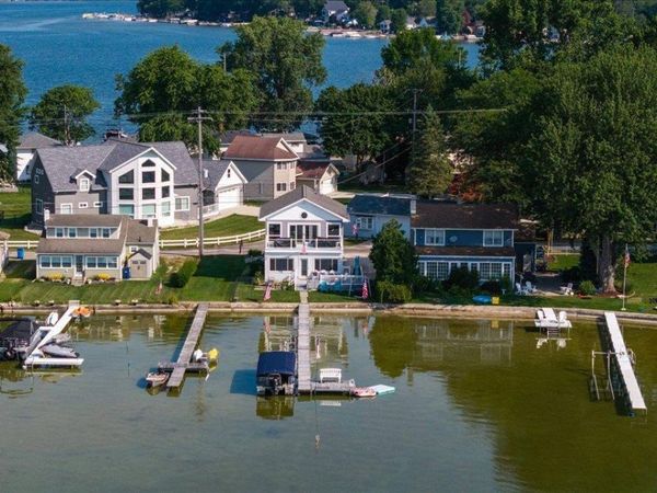 10240 W Ferndale Dr , Manitou Beach, MI 49253